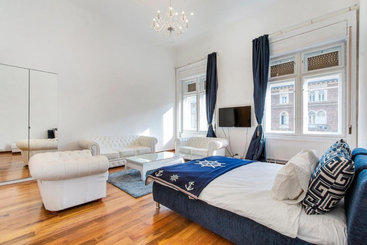 Royale Apartment Budapest Luaran gambar