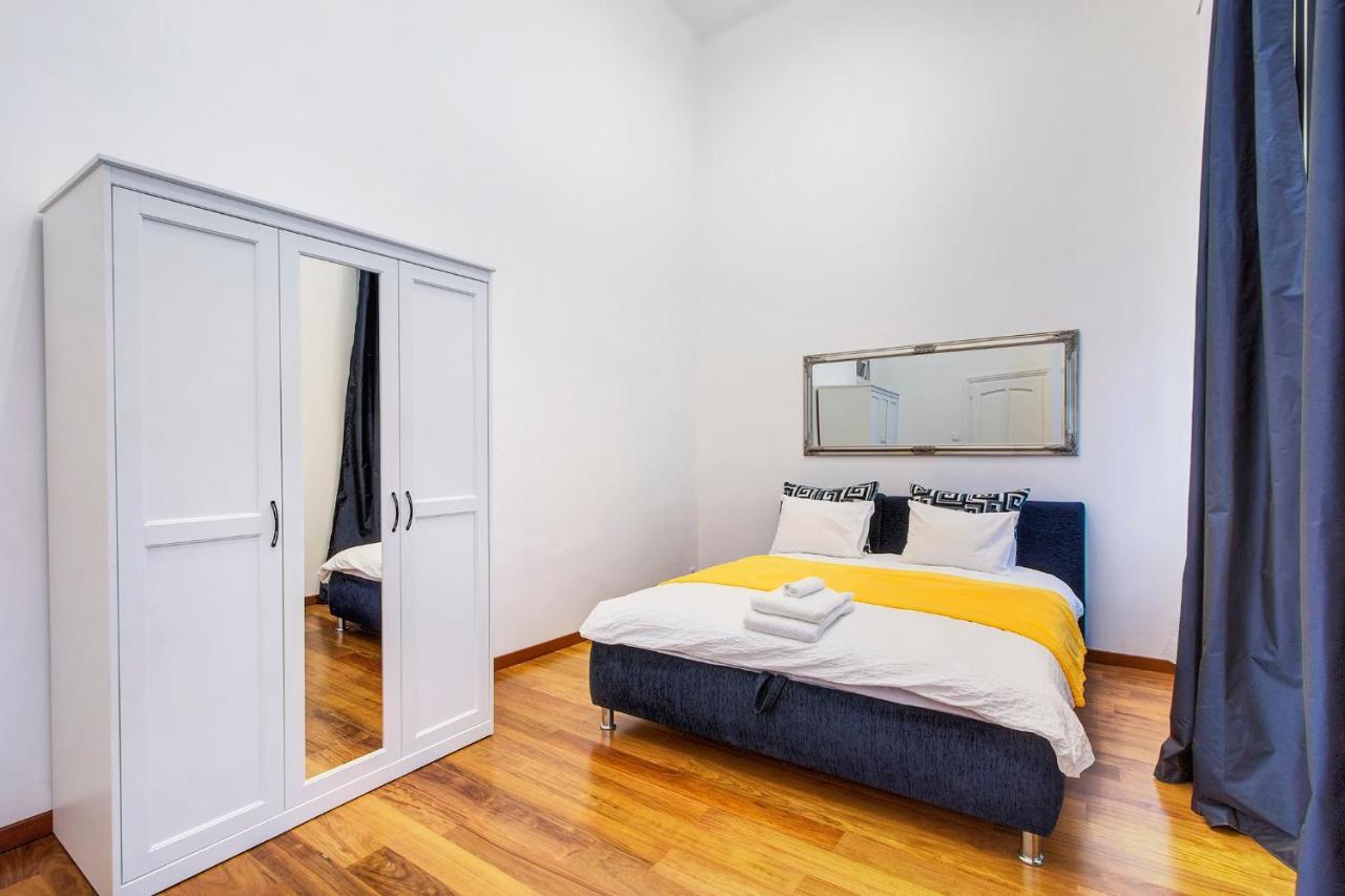 Royale Apartment Budapest Luaran gambar